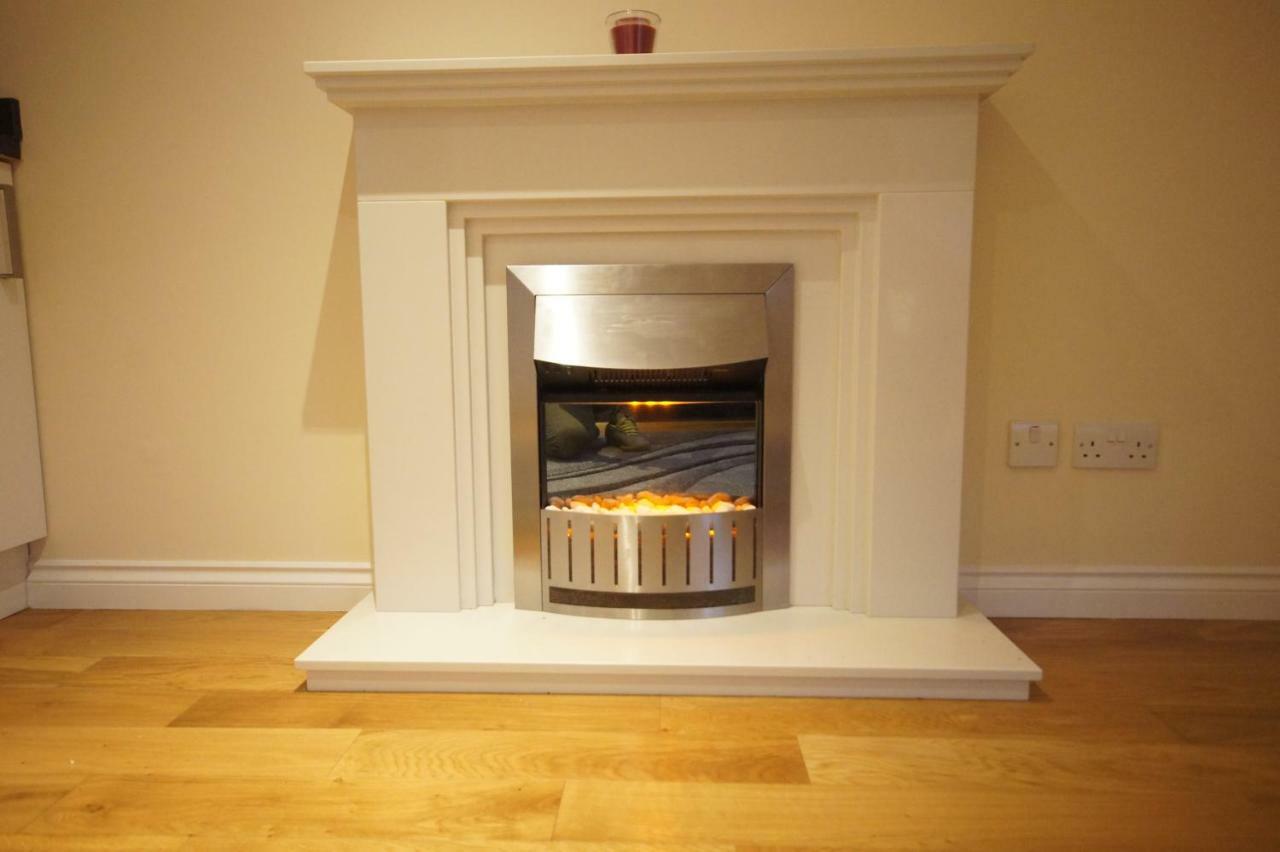 Modern, Cosy Apartment In Bearsden With Private Parking Glasgow Luaran gambar